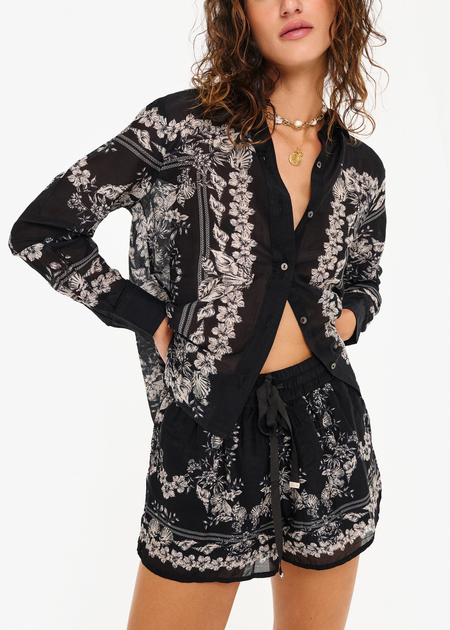 Rafella Top Black Seasidebandana